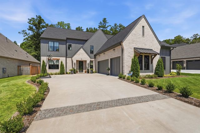 16 Mereville Place, Little Rock, AR 72223