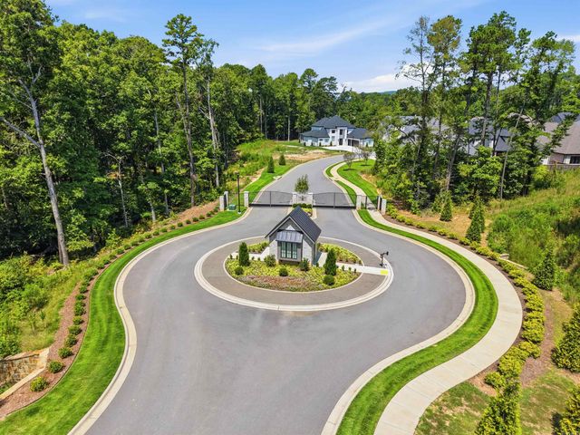 16 Mereville Place, Little Rock, AR 72223