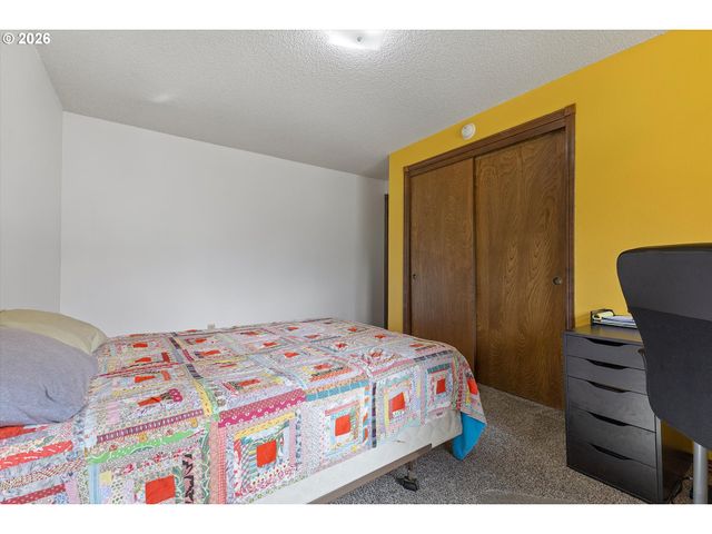 3825 Ne 2ND St, Gresham, OR 97030