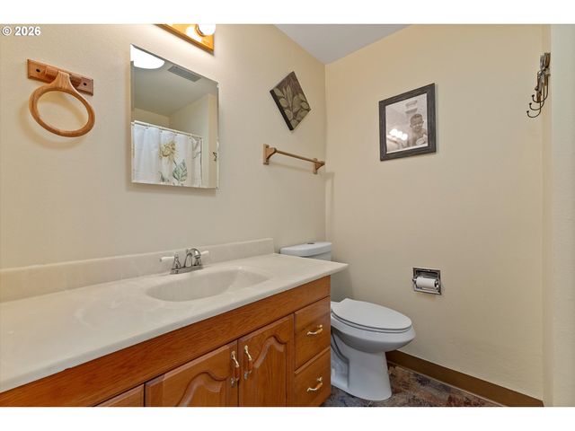 3825 Ne 2ND St, Gresham, OR 97030