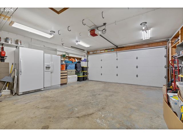 3825 Ne 2ND St, Gresham, OR 97030