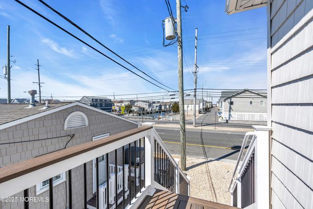 123 W Cove Way, Lavallette, NJ 08735