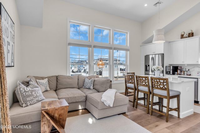 123 W Cove Way, Lavallette, NJ 08735