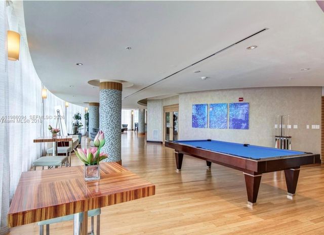 253 NE 2nd St 322, Miami, FL 33132