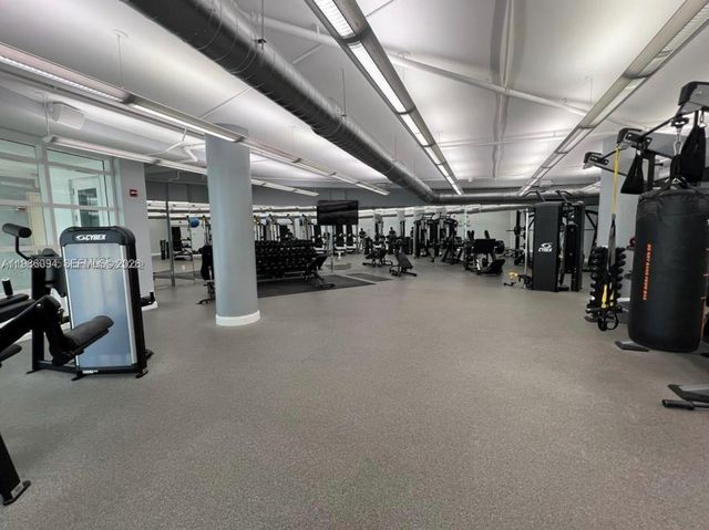 253 NE 2nd St 322, Miami, FL 33132