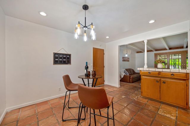 1451 McClaren Dr, Carmichael, CA 95608