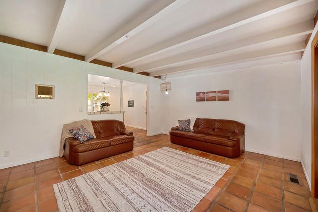 1451 McClaren Dr, Carmichael, CA 95608