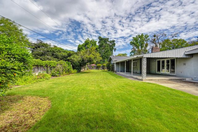 1451 McClaren Dr, Carmichael, CA 95608