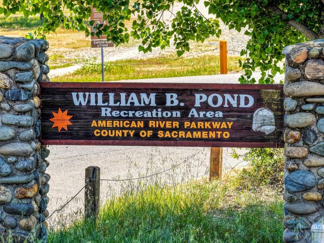 1451 McClaren Dr, Carmichael, CA 95608