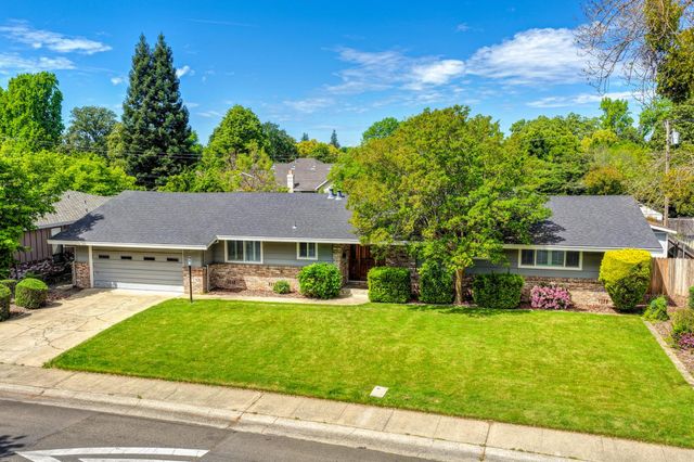 1451 McClaren Dr, Carmichael, CA 95608