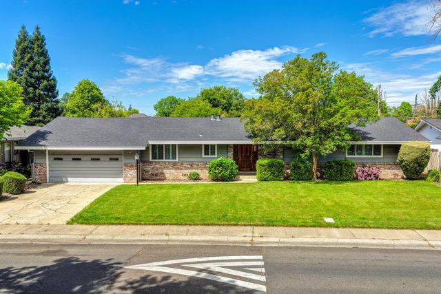 1451 McClaren Dr, Carmichael, CA 95608