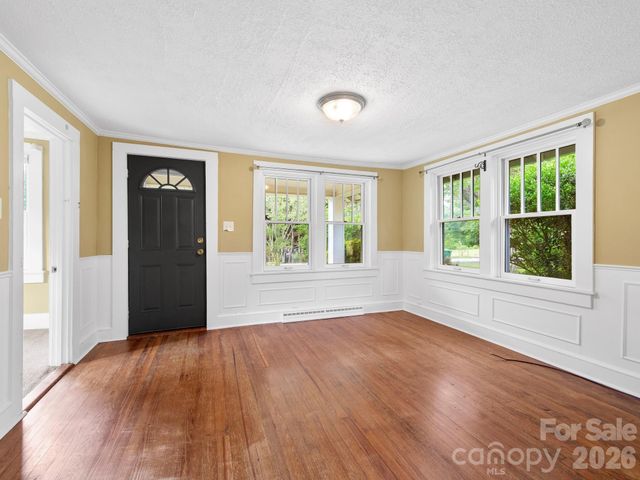 25 Bailey Road, Candler, NC 28715