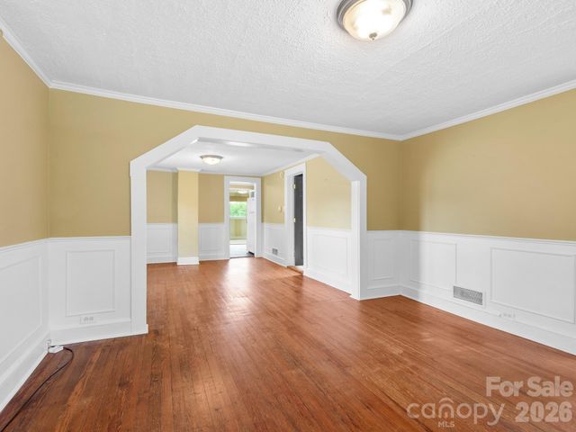 25 Bailey Road, Candler, NC 28715