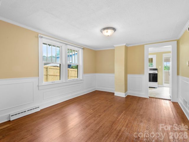 25 Bailey Road, Candler, NC 28715