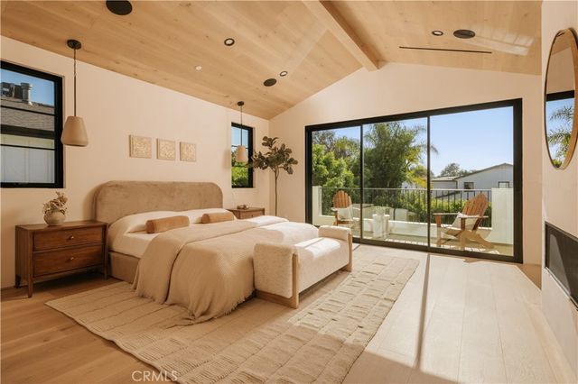 4523 Katherine Avenue, Sherman Oaks, CA 91423