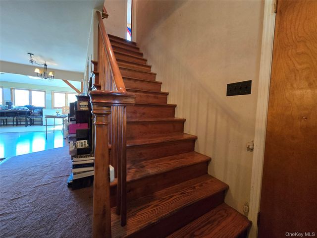 143 S Montgomery Street, Walden, NY 12586
