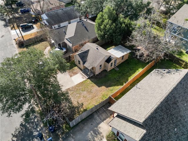 1110 Detroit Street, College Station, TX 77840