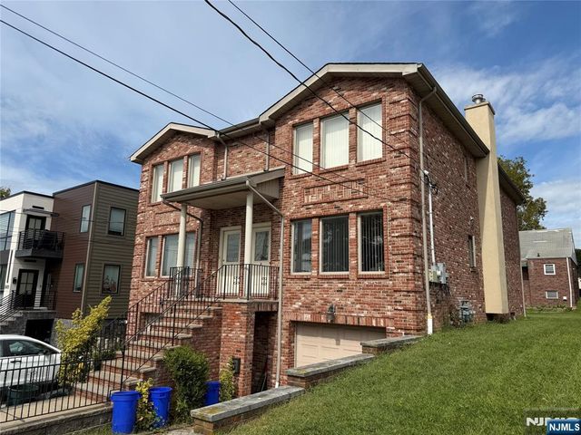 843 Pleasantview Terrace 2, Ridgefield, NJ 07657