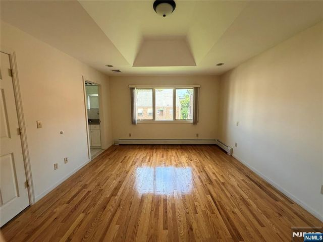 843 Pleasantview Terrace 2, Ridgefield, NJ 07657