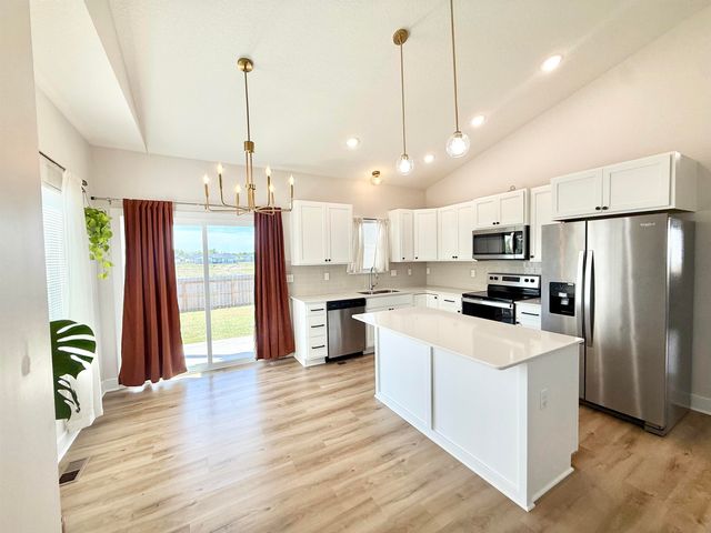 5036 S Saint Paul St, Wichita, KS 67217