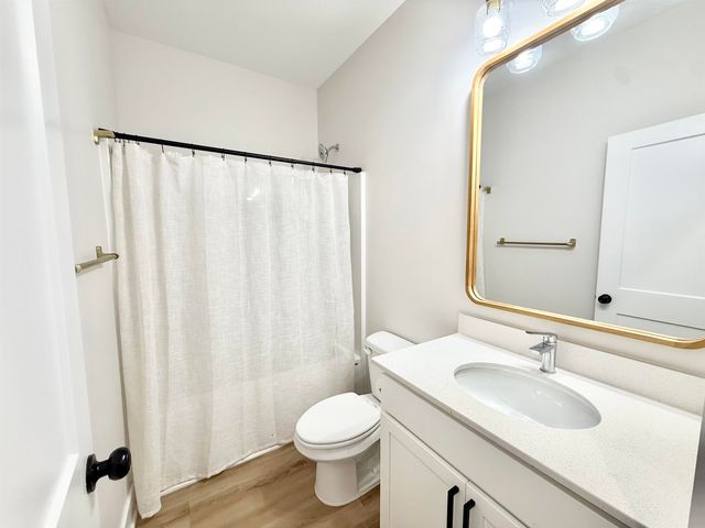 5036 S Saint Paul St, Wichita, KS 67217