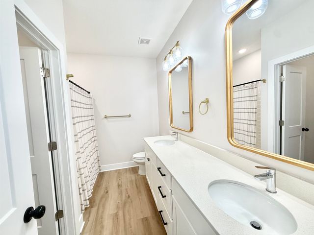5036 S Saint Paul St, Wichita, KS 67217