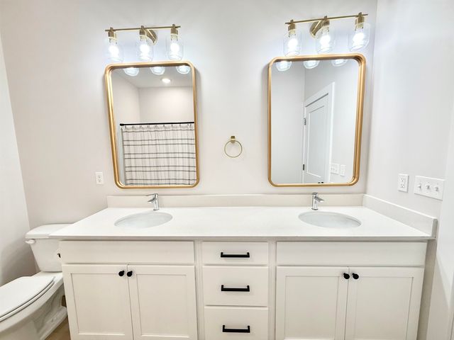 5036 S Saint Paul St, Wichita, KS 67217