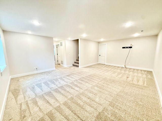 5036 S Saint Paul St, Wichita, KS 67217
