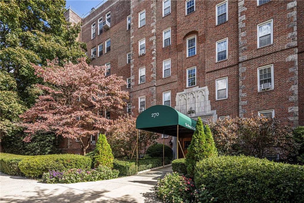 270 Bronxville Road B63, Bronxville, NY 10708