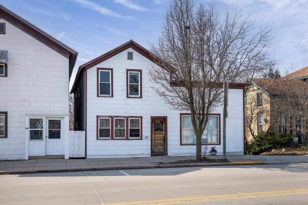173 N Monroe Street, Waterloo, WI 53594