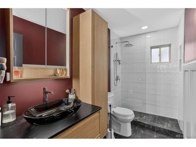 490 Quentin St, Aurora, CO 80011