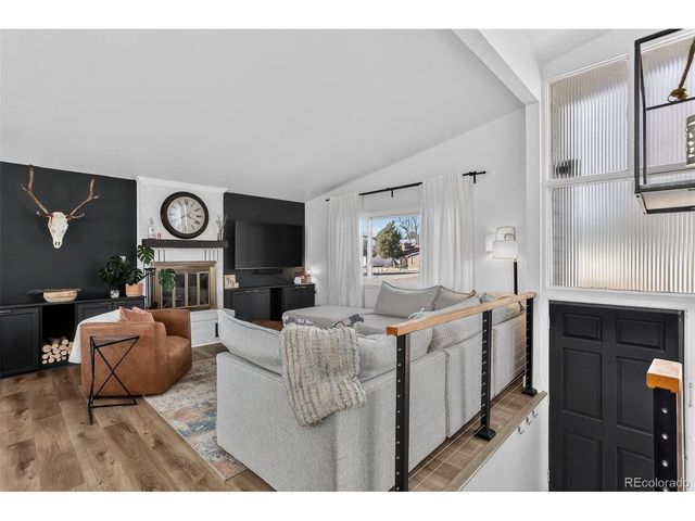 490 Quentin St, Aurora, CO 80011