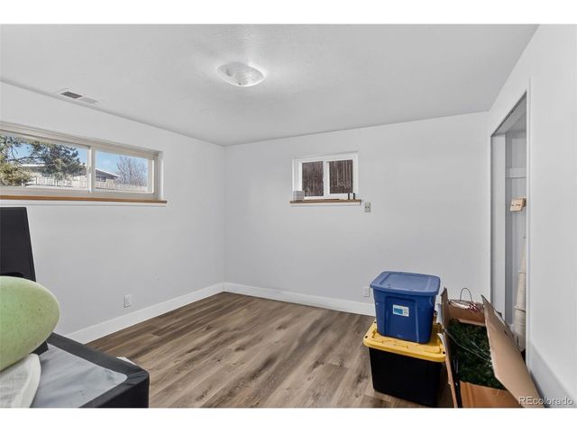 490 Quentin St, Aurora, CO 80011