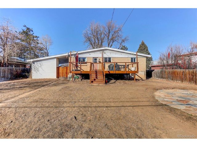 490 Quentin St, Aurora, CO 80011