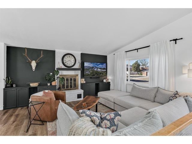 490 Quentin St, Aurora, CO 80011