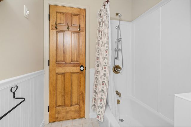 128 Holly Avenue, Manchester, NH 03103