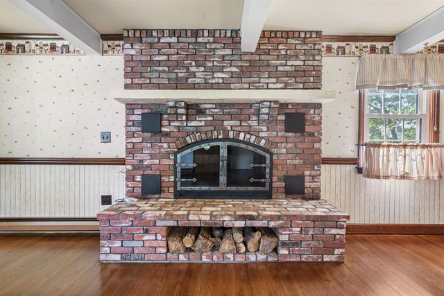 128 Holly Avenue, Manchester, NH 03103