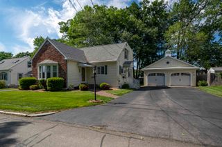 128 Holly Avenue, Manchester, NH 03103