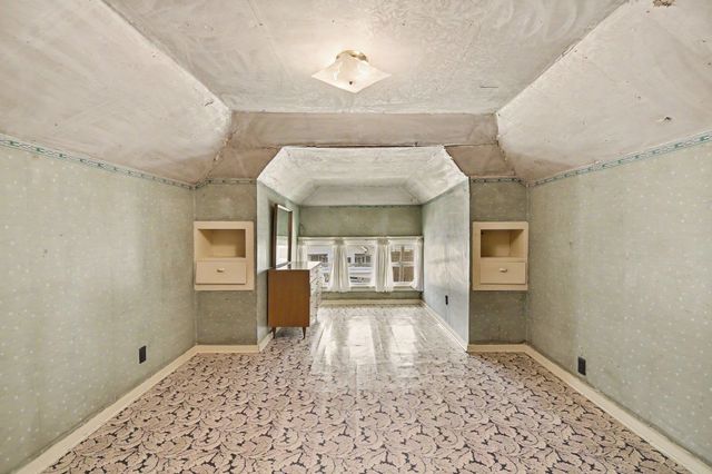 1423 Stanton Street, Bay City, MI 48708