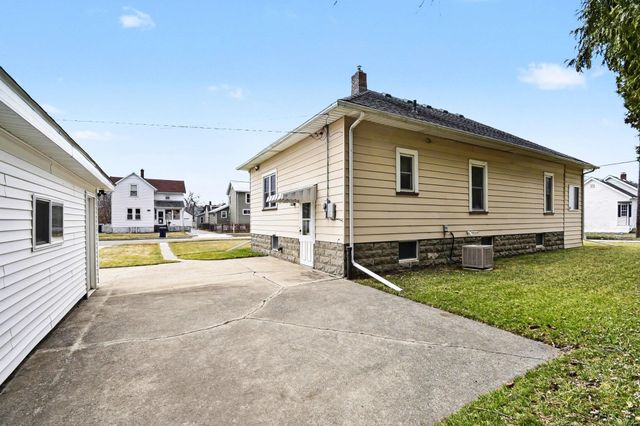 1423 Stanton Street, Bay City, MI 48708