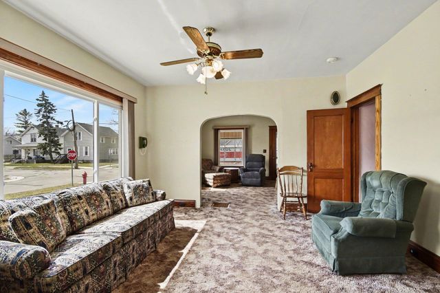 1423 Stanton Street, Bay City, MI 48708