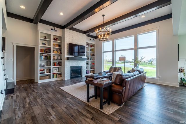 3095 Laurel Springs Drive, Fort Wayne, IN 46814