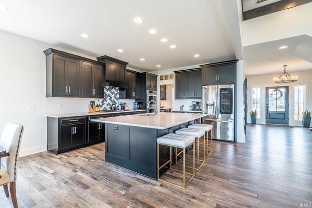 3095 Laurel Springs Drive, Fort Wayne, IN 46814
