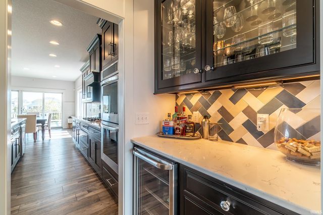 3095 Laurel Springs Drive, Fort Wayne, IN 46814