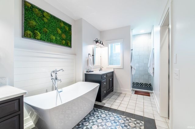 3095 Laurel Springs Drive, Fort Wayne, IN 46814