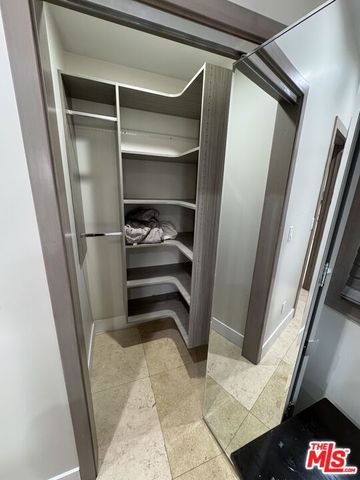 625 N Elm Drive, Beverly Hills, CA 90210