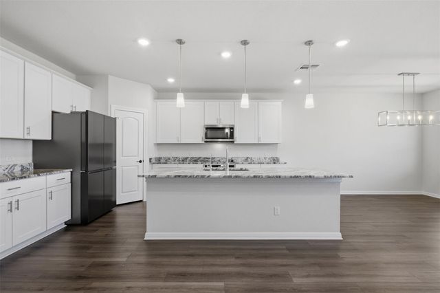 136 Purple Sandpiper LN, Leander, TX 78641