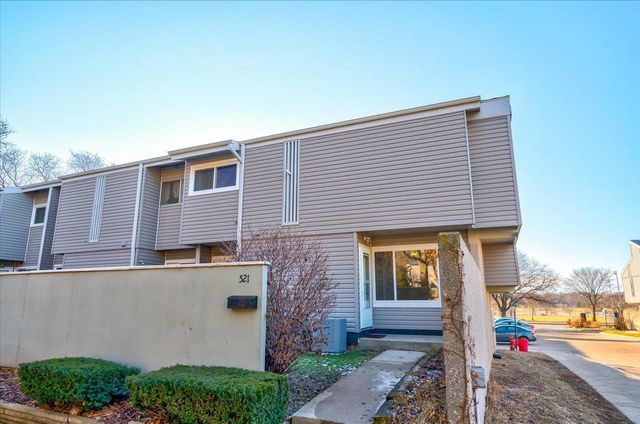 521 East Bluff, Madison, WI 53704