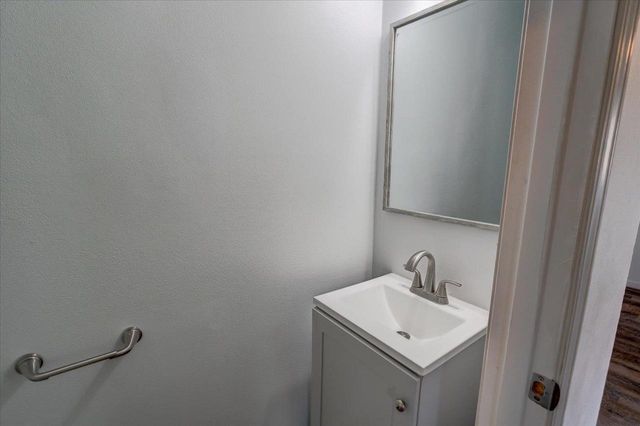 521 East Bluff, Madison, WI 53704