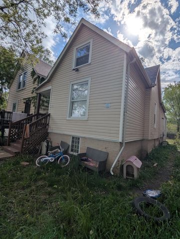 8818 S CARPENTER Street, Chicago, IL 60620